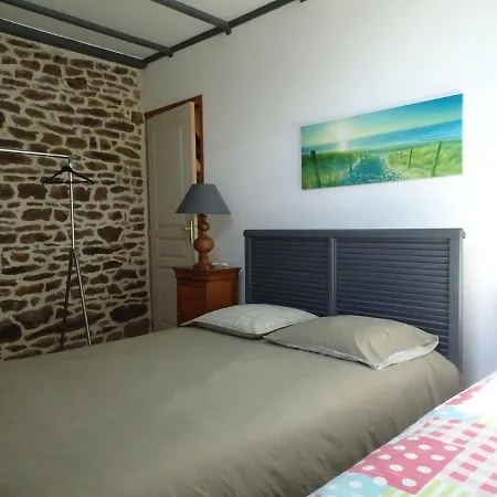 Near Mont St Michel Saint-Ovin