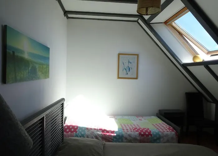 Near Mont St Michel בית נופש