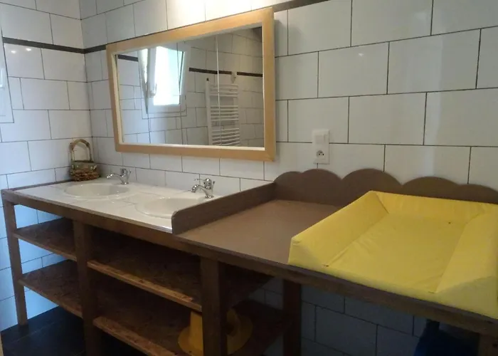 Near Mont St Michel בית נופש Saint-Ovin